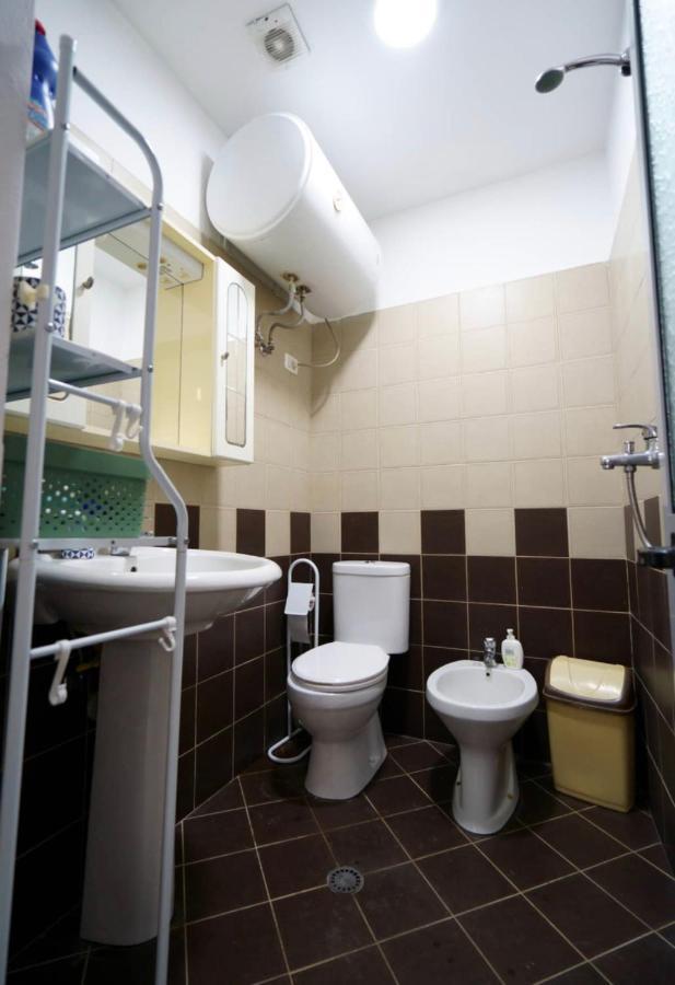 Brilant Studio Apartment City Center Тирана Екстер'єр фото
